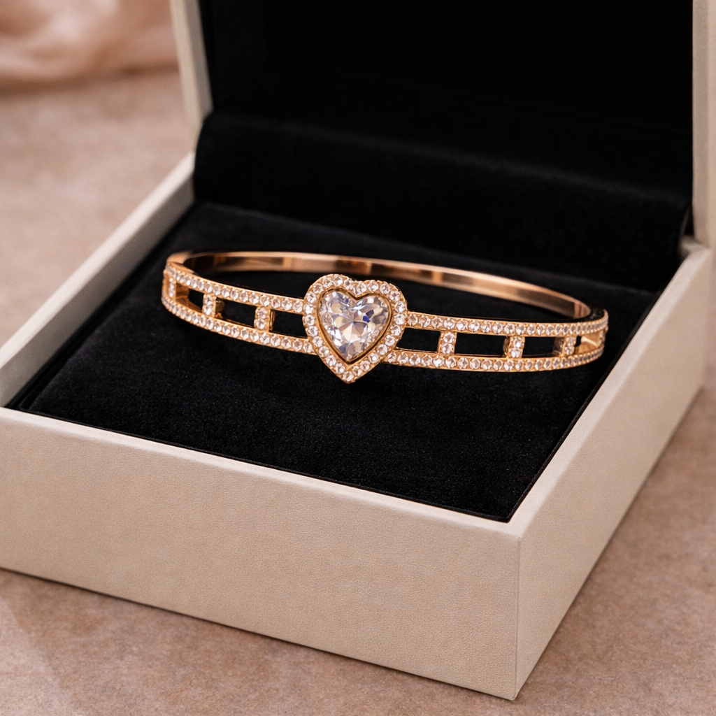Elegant Heart Crystal Bracelet for Women – Luxury Gold Bracelet