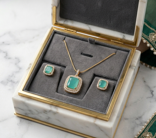 Emerald Crystal Necklace & Earrings Set